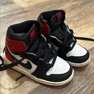 Nike Kids Black, Red, and White Sneakers